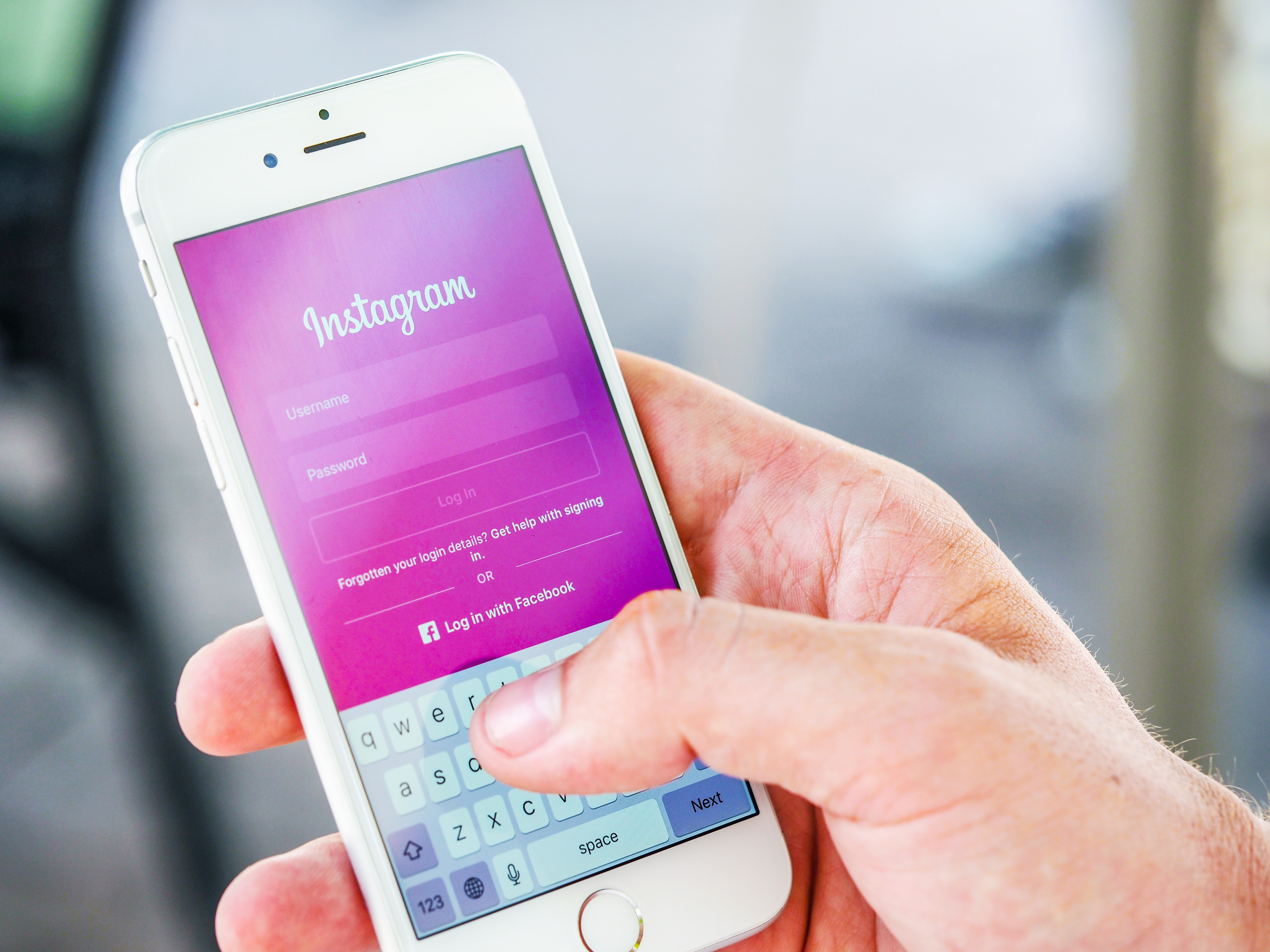 4 Ways to Attract Your Ideal Follower on Instagram